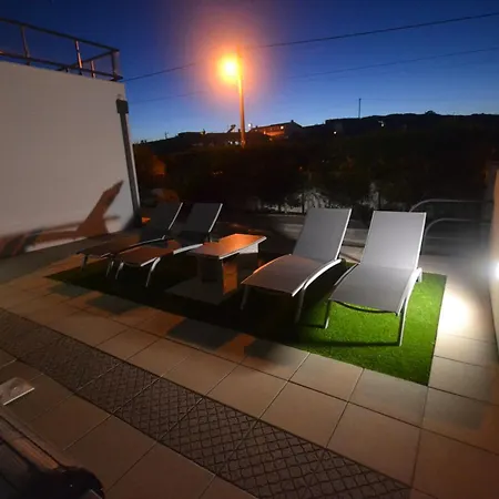 Vida Nova Mit Eigenem Pool Сasa de vacaciones